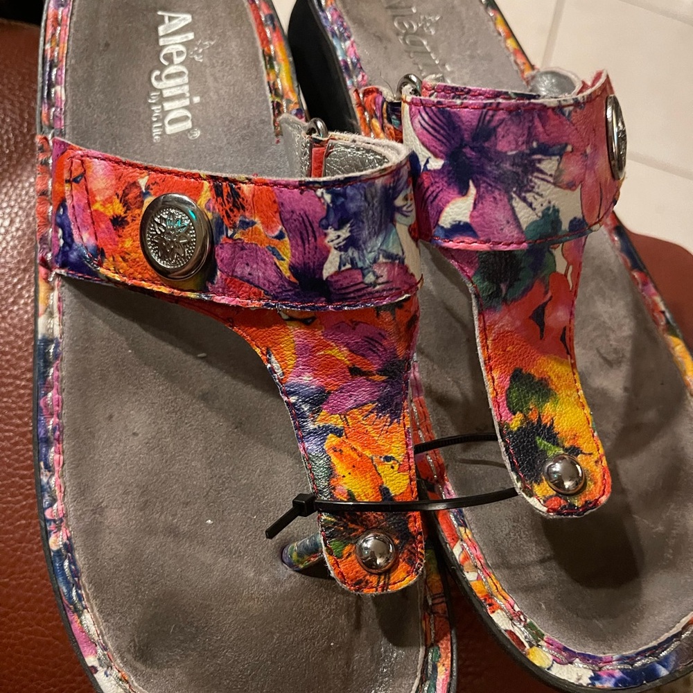 Alegria Women's Multicolor Floral Toe-Post Sandals - Pink Orange Purple Yellow